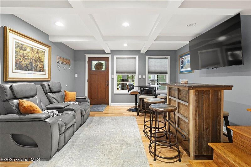 4th image of 7 Wineberry Lane