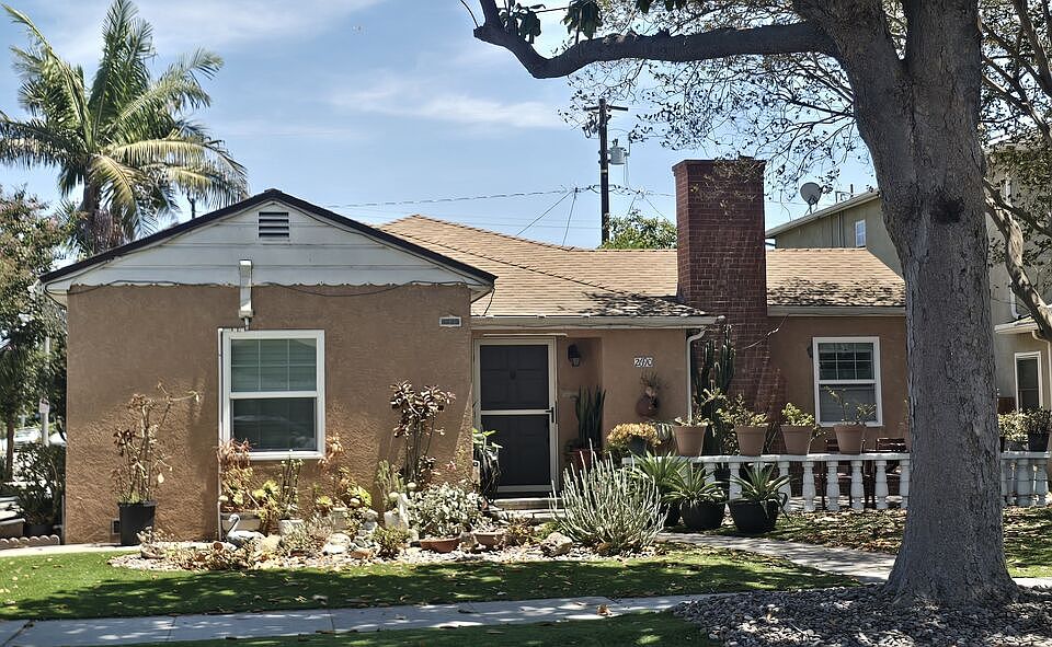 1st image of 2690 Oregon Ave