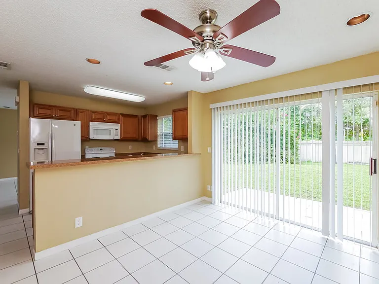 3275 W Buena Vista Dr — Photo 7