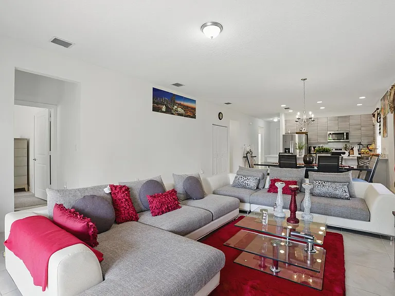 4869 Gambero Way — Photo 8