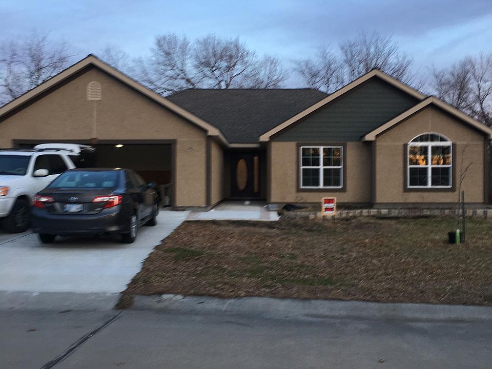 1st image of 2503 Redbud Ln