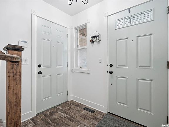 4th image of UNIT 608-150 Langlois WAY
