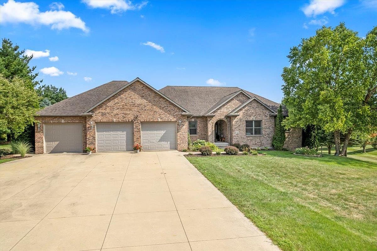 N7385 Crystal Ridge Drive, Beaver Dam, WI 53916 | Zillow