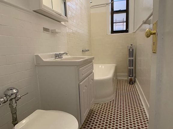 5th image of 8550 Forest Pkwy APT 5D