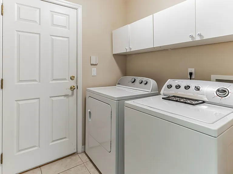1173 Kilkenny Ln — Photo 22