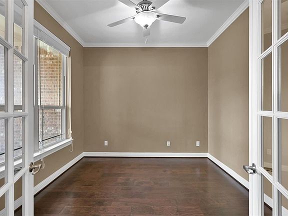 5th image of 2147 Graystone Hills Dr