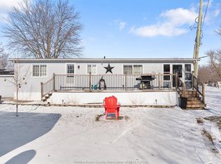 20951 Pier Rd #8, Chatham Kent, ON N0P2P0