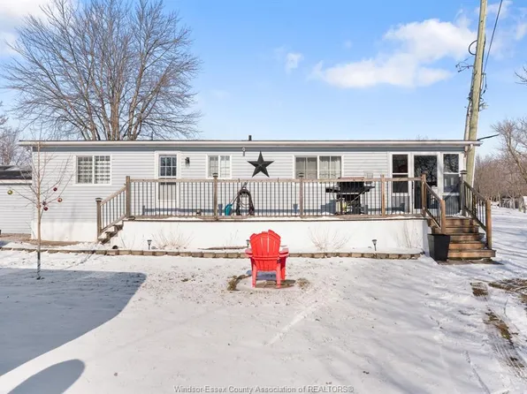 20951 Pier Rd #8, Chatham Kent, ON N0P 2P0