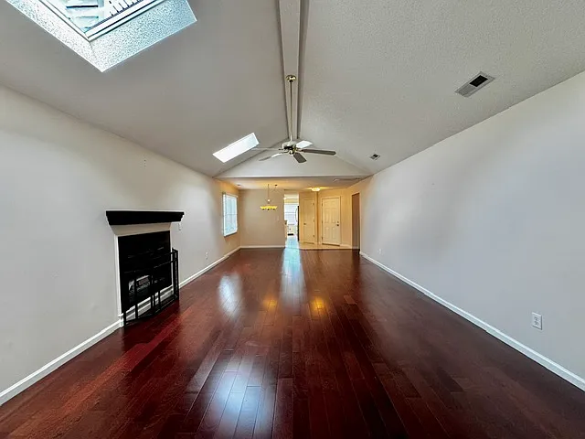 102 Widgeon Cir — Photo 8