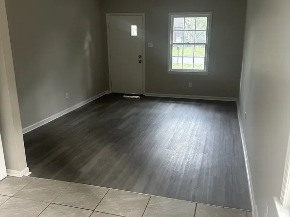 1000 Nicholas Dr, Valdosta, GA 31601