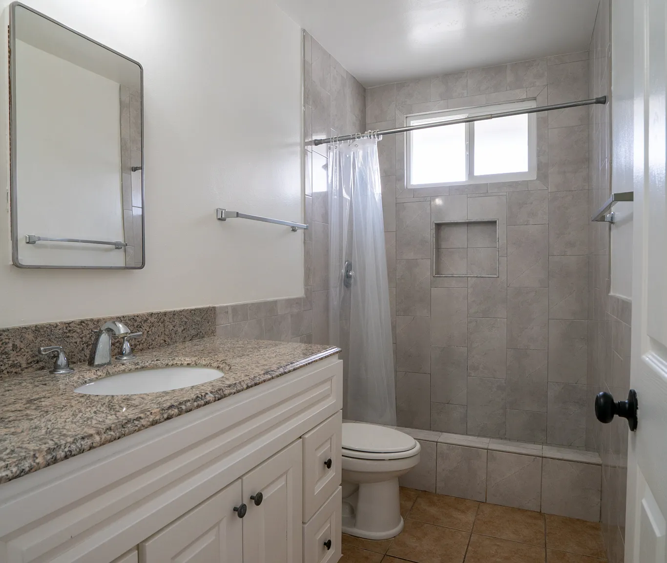 1 bed, 778 sqft, $2,100 — Photo 1
