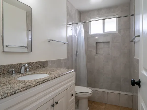 2127 E Almont Ave #C, Anaheim, CA 92806