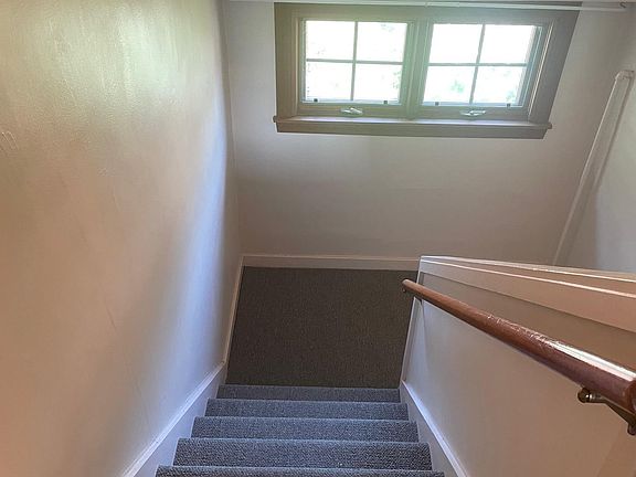 2nd image of 780 Trombley Rd APT 3