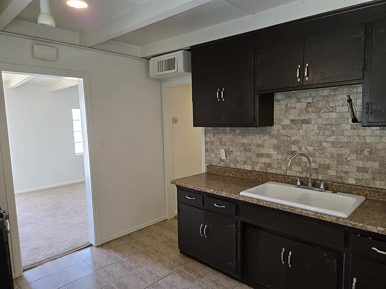 34568 Western Dr — Photo 5
