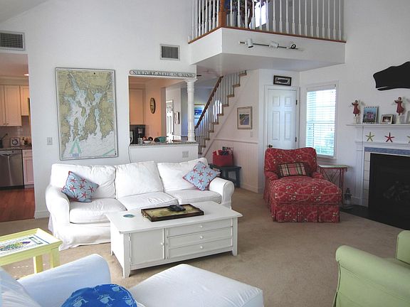 Living Room has 2-story vaulted ceiling