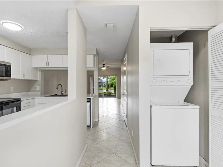 5380 Jubilee Way — Photo 6
