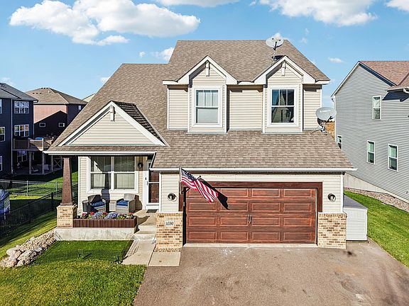 4th image of 4590 Empress Way N