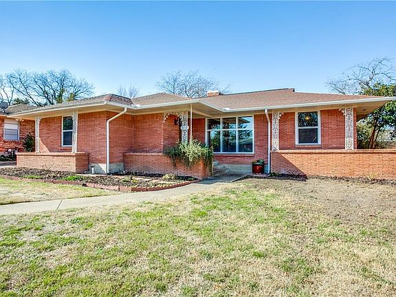 2nd image of 3217 Kiestwood Dr