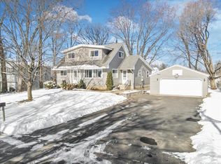 489 10th St, Newport, MN 55055