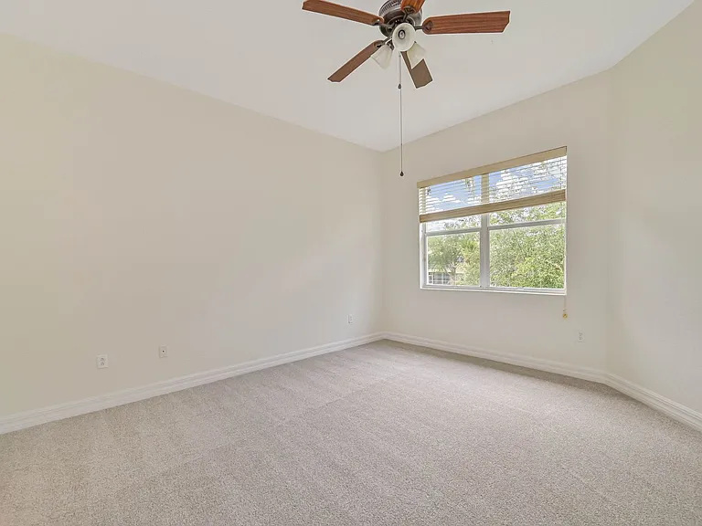 6031 Jonathans Bay Cir #502 — Photo 16