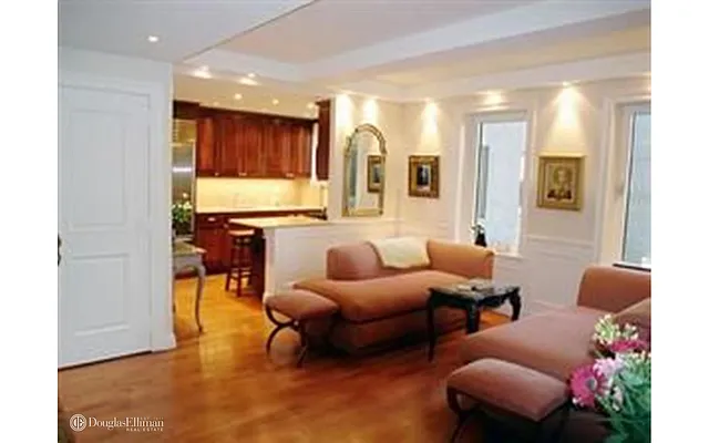 Rented by Douglas Elliman | media 29