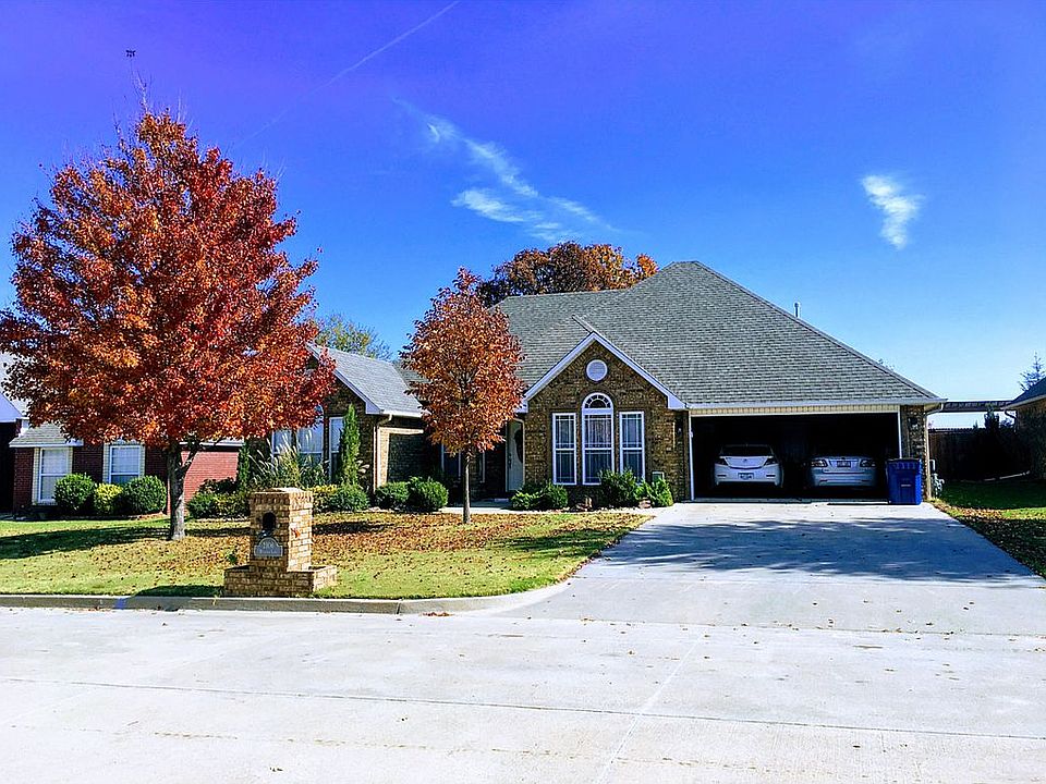 1st image of 2106 Wisteria Ln