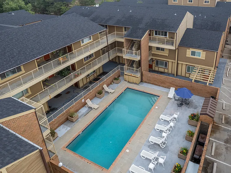 3009 Madison Ave #L210 — Photo 11