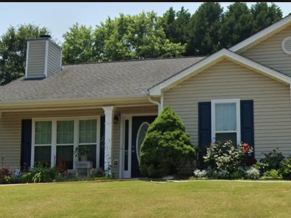 281 Natchez Cir, Winder, GA 30680