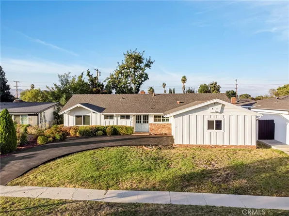 23805 Bessemer St, Woodland Hills, CA 91367