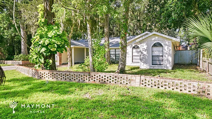 2 Woodgate Ct — Photo 2
