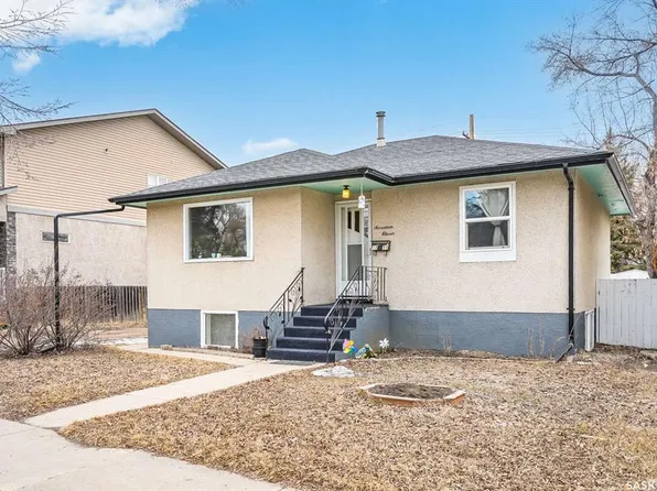 1711 Broadway AVENUE, Saskatoon, SK S7H 2B4