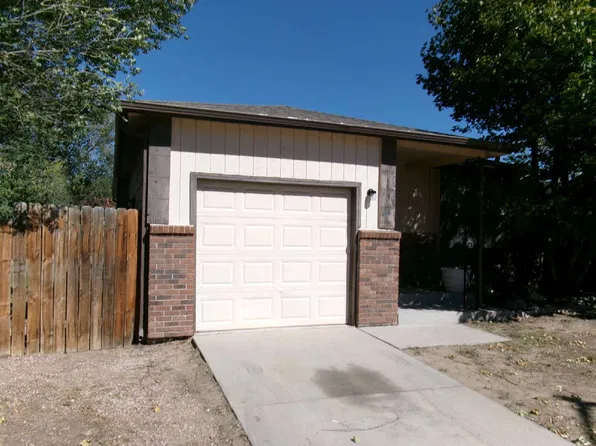 4570 Hollyridge Dr, Colorado Springs, CO 80916