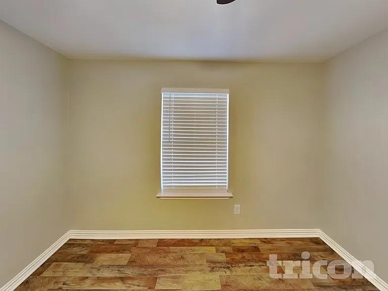 605 Columbia Ave — Photo 12