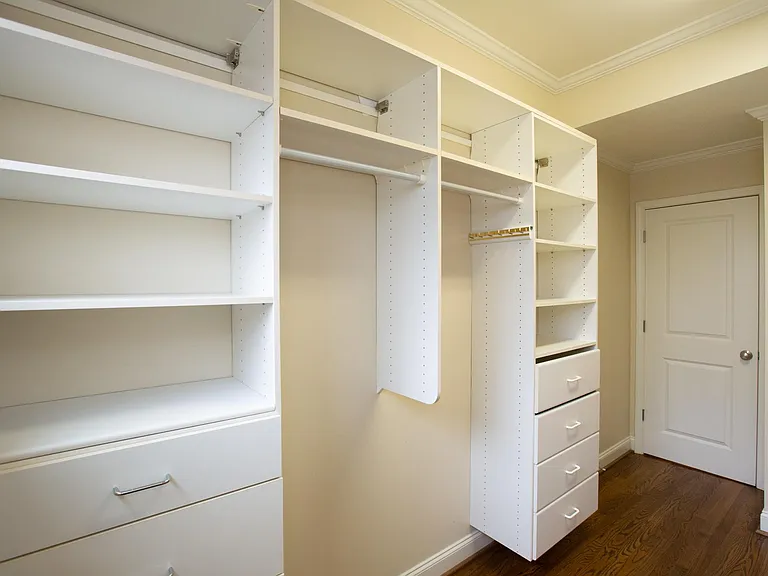 653 Lockton Pl — Photo 39