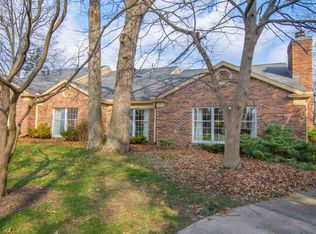 2634 E Windermere Woods Dr, Bloomington, IN