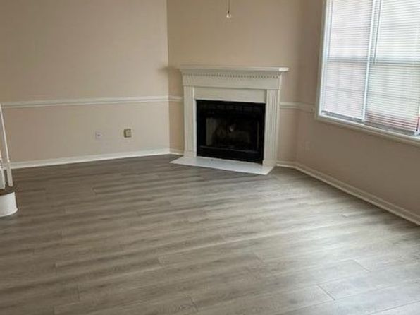 3908 Sterling Pointe Dr UNIT DD8