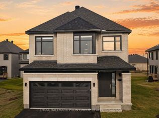 272 Cornice St, Ottawa, ON K1W0W4