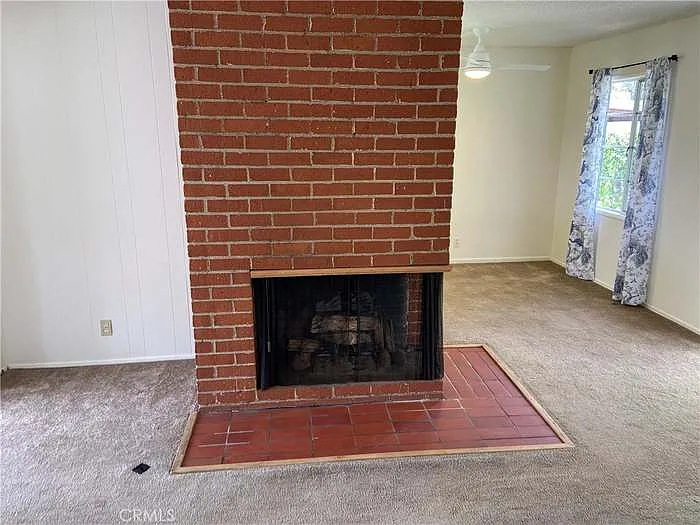 17628 Kornblum Ave — Photo 9