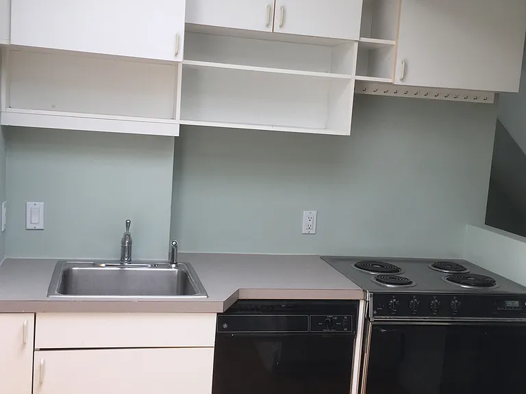 112A Lakeview Ave — Photo 7
