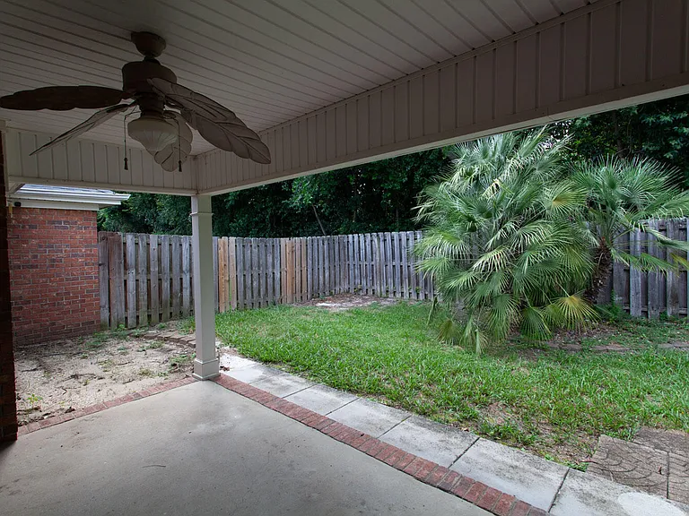 318 Vanderbilt Dr — Photo 30