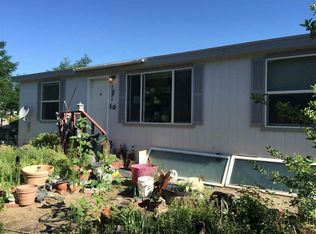 2350 E 9th St, Silver Springs, NV 89429