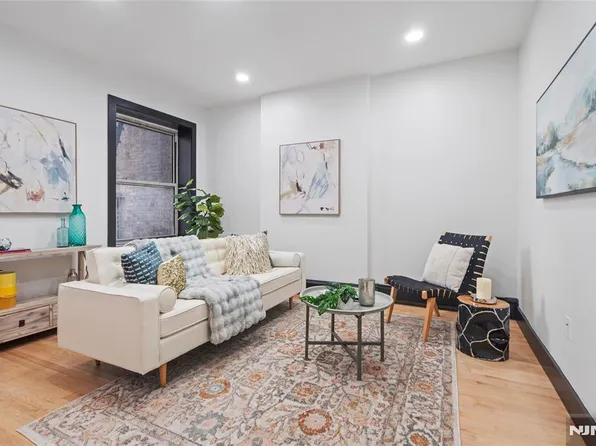 391 Central Ave APT 5, Jersey City, NJ 07307