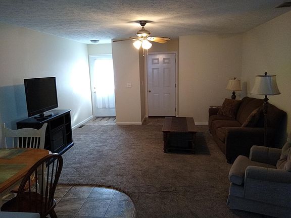 2nd image of 1442 W Daniel Dr