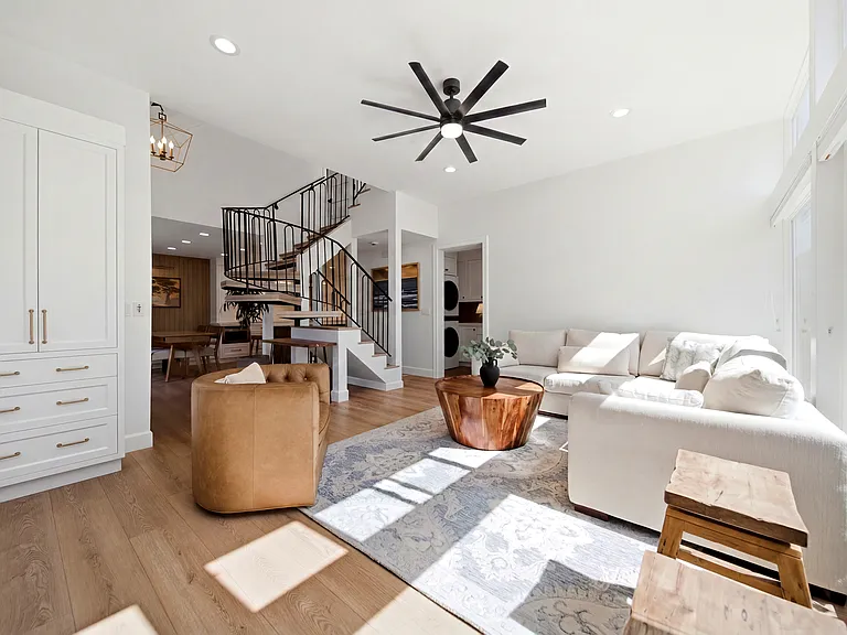 325 S Sierra Ave #44 — Photo 7
