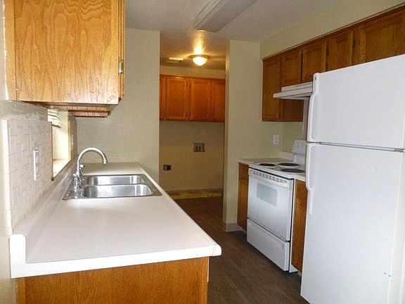 4th image of 3314 E 17th St