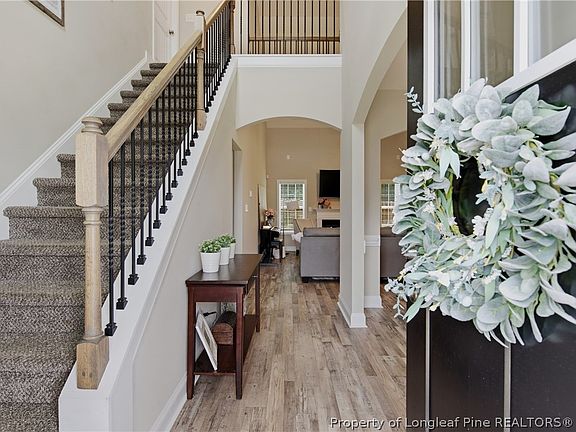 5th image of 4726 Silver Maple Dr