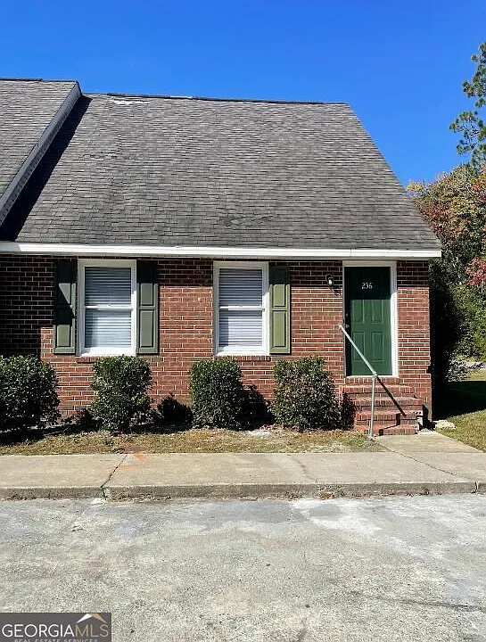 230 Lanier Dr #236