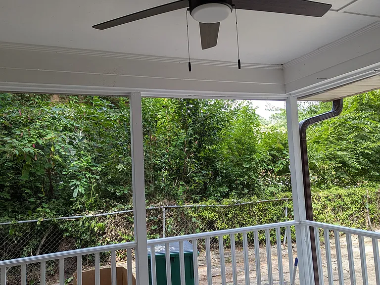1709 Anderson St — Photo 10
