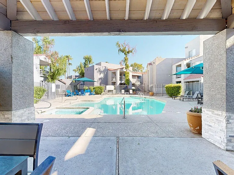 Ventana Palms — Photo 7