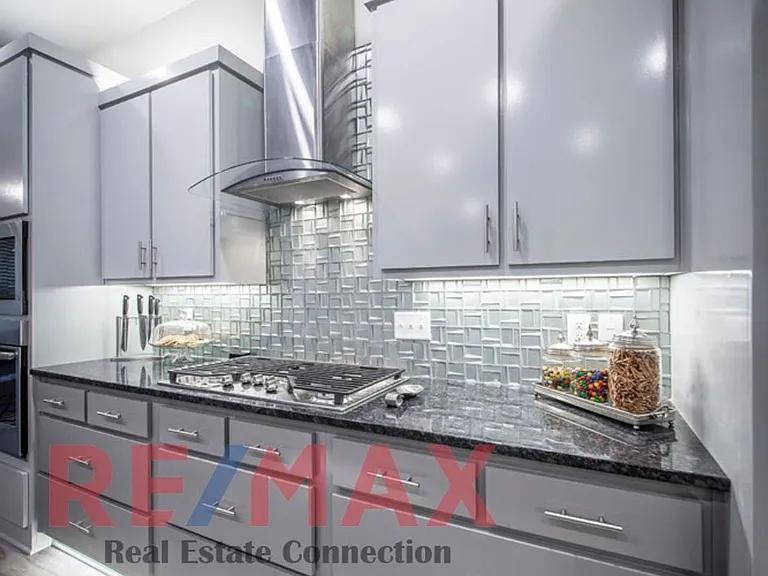 417 Cobblestone Dr — Photo 7